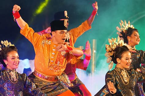 Gading Music Festival: An Indonesian Musical Extravaganza Filled with Cultural Fusion!